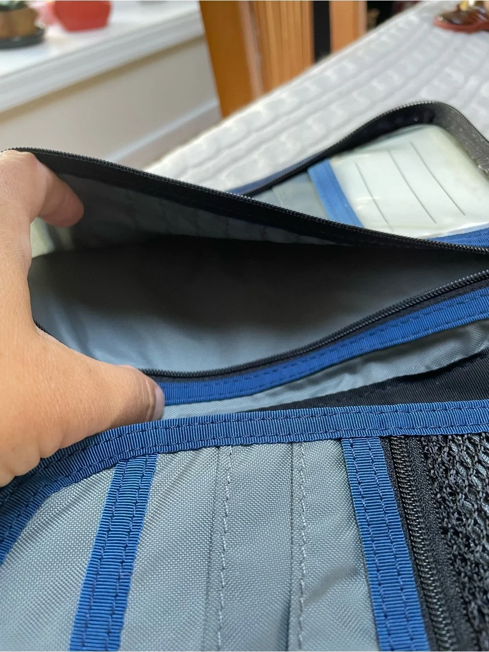 L.L. Bean Unisex Travel Document Holder Wallet Wristlet